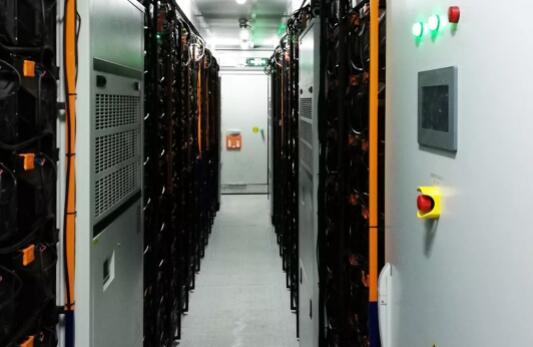 陽光電源儲能系統(tǒng)應用于國內最大用戶側鋰電儲能.jpg