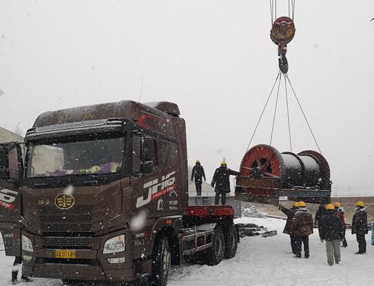 剛果(金)布桑加電站閘門及啟閉機(jī)順利完成發(fā)貨