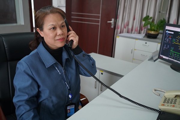 盡自己的一點(diǎn)力，站好最后一班崗——記柳城供電局電力調(diào)度控制中心全革慶