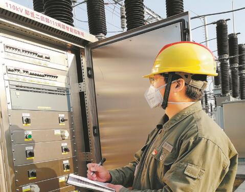 我是黨員，就應(yīng)該沖鋒在前——記湖北十堰供電公司檢修分公司鄖縣運(yùn)維班副班長楊永東