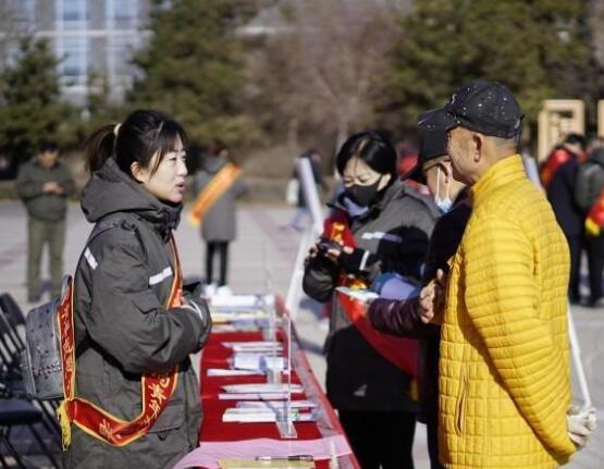 呼和浩特供電局:優(yōu)化電力營(yíng)商環(huán)境 提升用電服務(wù)水平