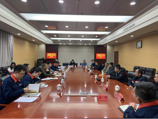 包頭石拐供電分局召開“提升獲得電力、優(yōu)化營商環(huán)境”2020年客戶座談會(huì)