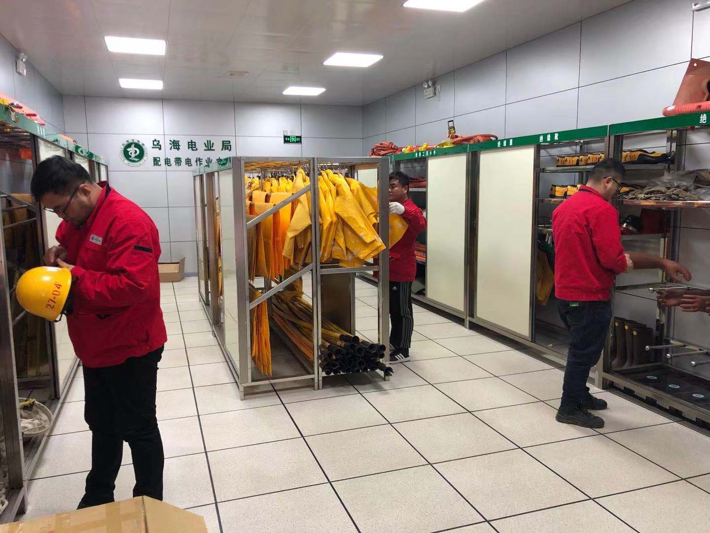 烏海電業(yè)局配電帶電作業(yè)中心：寒冬大檢查，新年保安全