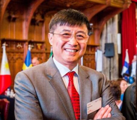 林伯強(qiáng)：實(shí)現(xiàn)碳中和，能源結(jié)構(gòu)調(diào)整能否成功，取決于這兩個(gè)因素