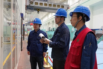 國網(wǎng)劉家峽水電廠節(jié)日保電，我在光明源頭堅(jiān)守