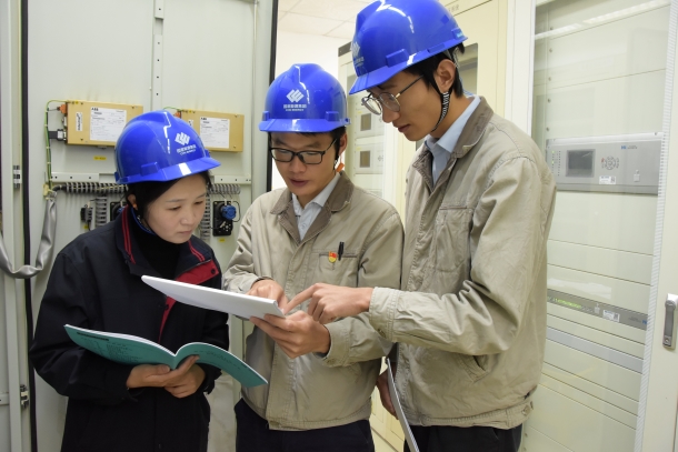 國能(福州)熱電有限公司活用檢修現(xiàn)場做好員工培訓(xùn)工作