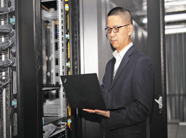 蔣鴻城:信息專業(yè)運行保障的技術(shù)專家
