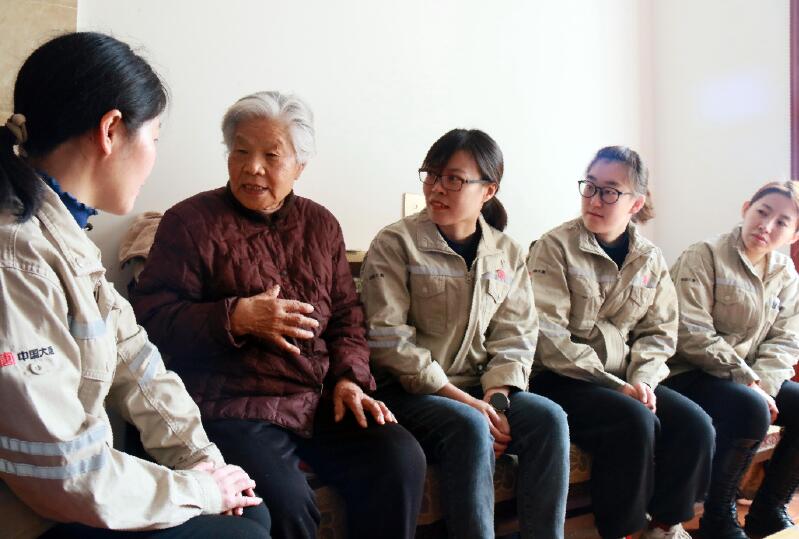 別樣?jì)D女節(jié)，溫暖老人心