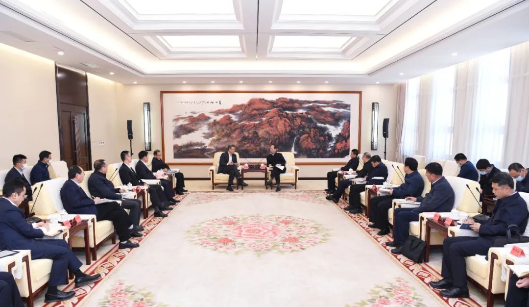 錢智民、江毅拜會(huì)內(nèi)蒙古自治區(qū)黨委書記、人大常委會(huì)主任石泰峰