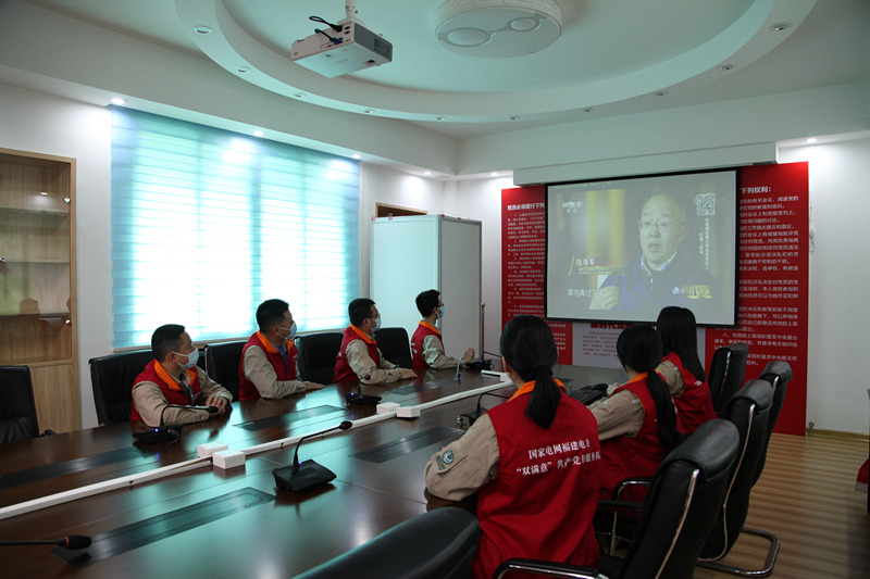 國(guó)網(wǎng)古田縣供電公司掀起學(xué)習(xí)“時(shí)代楷?!卞X海軍同志先進(jìn)事跡熱潮