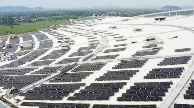 并網(wǎng)發(fā)電倒計(jì)時(shí)！杭州西站光伏項(xiàng)目組件已鋪設(shè)完畢