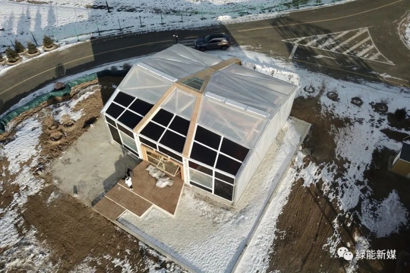 協(xié)鑫光電范斌:鈣鈦礦市場(chǎng)份額只取決于擴(kuò)產(chǎn)速度