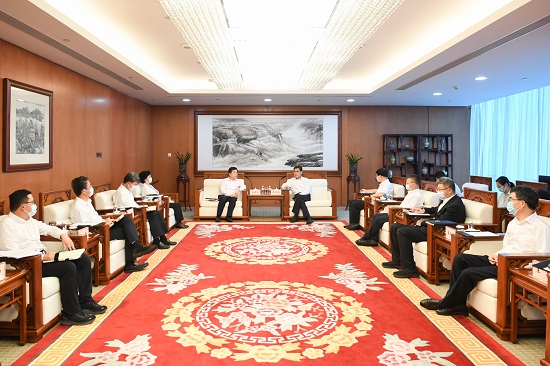 舒印彪鄧建玲會見保定市委書記黨曉龍、市長閆繼紅