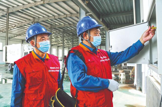 山東商河:供電服務(wù)做實(shí)做細(xì) 大蒜產(chǎn)業(yè)產(chǎn)銷兩旺