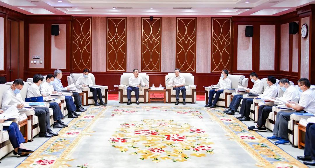 鄒磊拜訪國(guó)家開發(fā)銀行黨委書記、董事長(zhǎng)趙歡