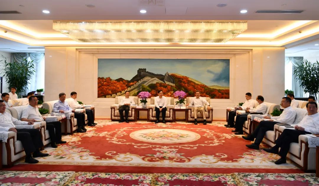 國家電投與中國建材集團、中國鐵建舉行三方會談