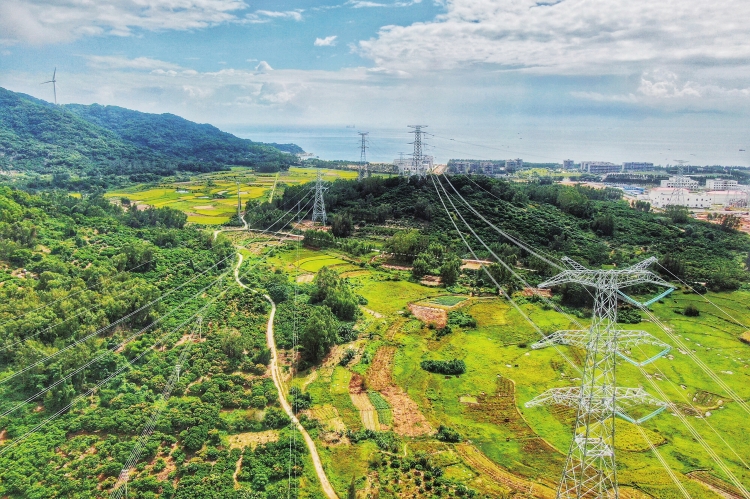 南方電網(wǎng)公司深入落實(shí)能源安全新戰(zhàn)略，助力實(shí)現(xiàn)“雙碳”目標(biāo)綜述