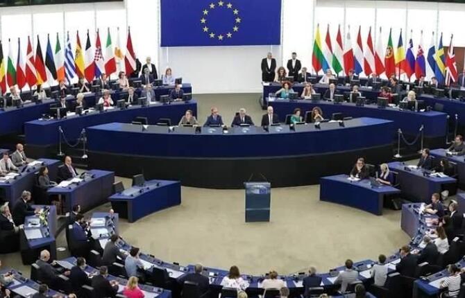 俄羅斯的不敢買，美國的買不起，光伏發(fā)電依賴中國，歐洲左右為難