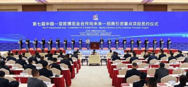 鋁業(yè)巨頭600億元進軍光伏，建設(shè)30萬噸多晶硅、20GW硅片、6GW電站等