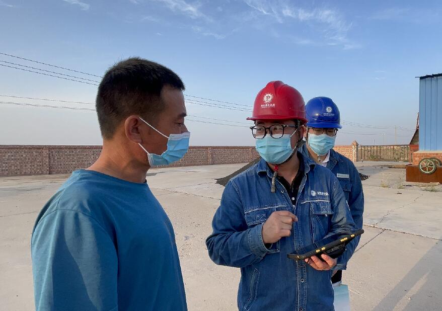 騰格里供電公司:辦電“網(wǎng)購化”服務(wù)“無感化”