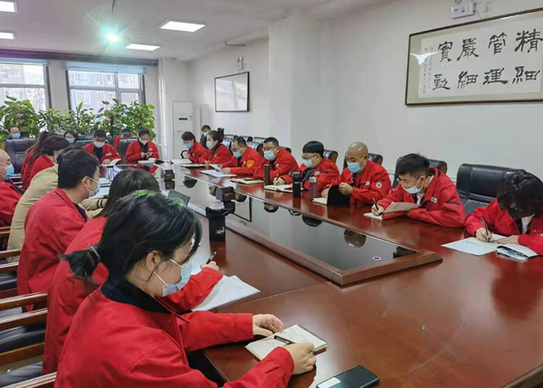 烏海市千里山供電公司：宣貫《車(chē)輛管理標(biāo)準(zhǔn)》，加強(qiáng)車(chē)輛日常管理