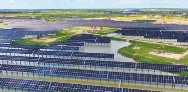 中國石油首個水面光伏項(xiàng)目發(fā)電超“千萬”