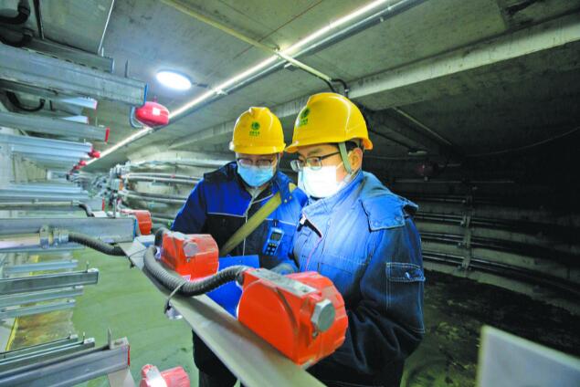 銀川供電公司：“臨近春節(jié)，保障居民安全可靠用電更是頭等大事”