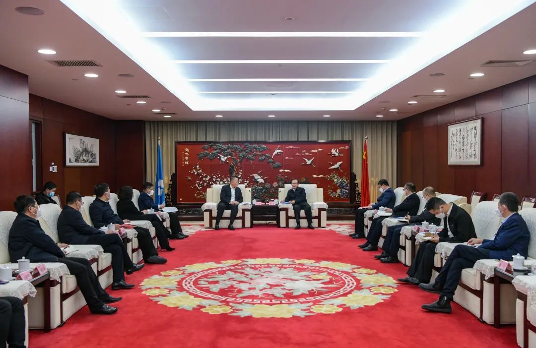 華電集團(tuán)黨組書記、董事長(zhǎng)江毅會(huì)見鐵嶺市委書記、市人大常委會(huì)主任宋誠(chéng)