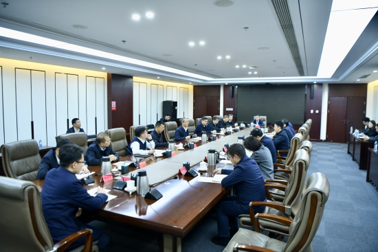 王斌與南昌市委常委、高新區(qū)黨工委書記王萬征會談