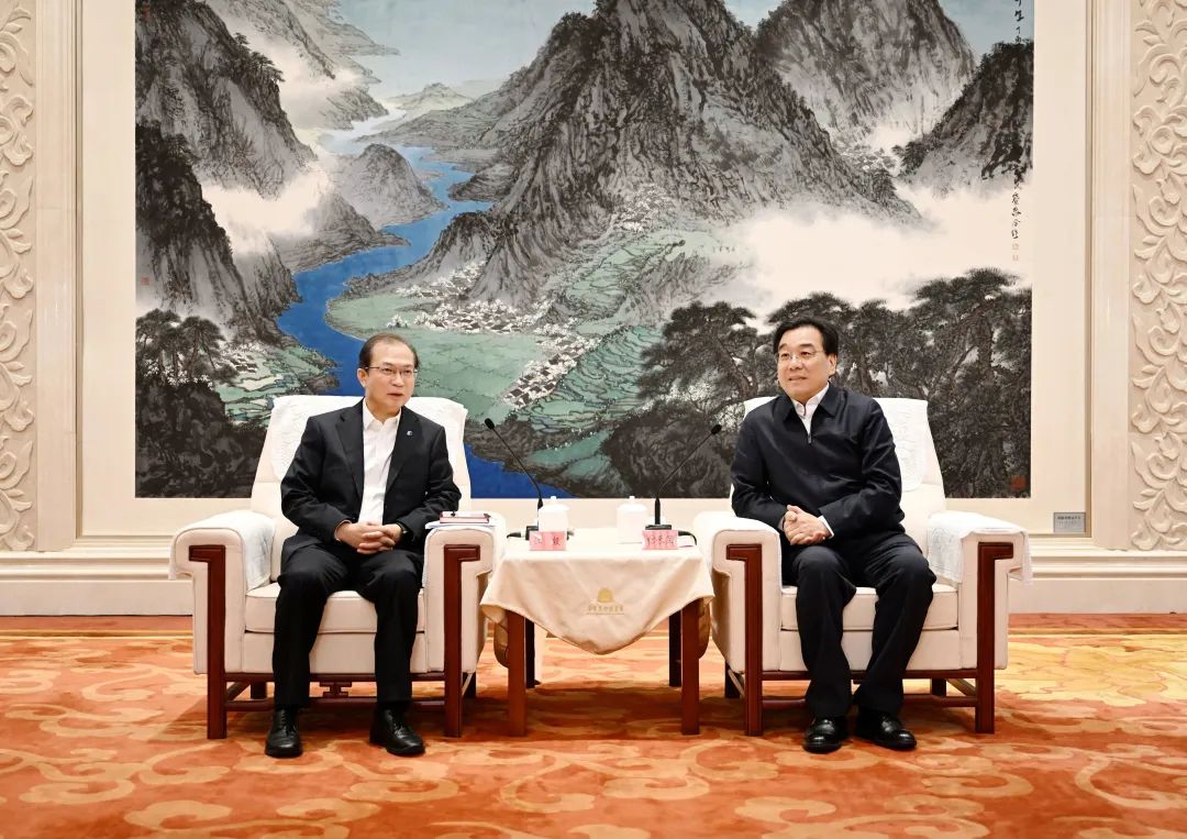 華電集團黨組書記、董事長江毅拜會江蘇省委書記信長星