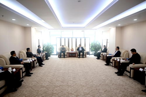 中國(guó)電建黨委常委、副總經(jīng)理王小軍會(huì)見大理州委副書記肖創(chuàng)勇