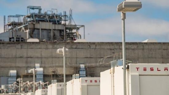 特斯拉一季度儲能電池安裝量飆升3倍半，創(chuàng)歷史新高