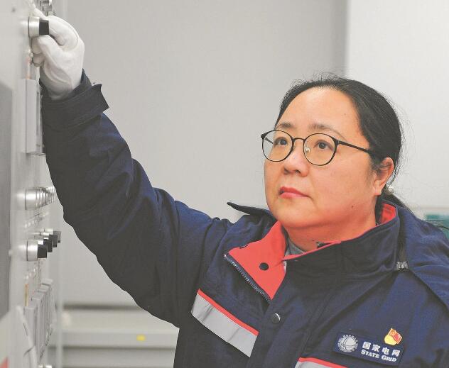 【國(guó)網(wǎng)首席專(zhuān)家】陳濤:不斷發(fā)現(xiàn)解決電網(wǎng)系統(tǒng)運(yùn)行復(fù)雜問(wèn)題