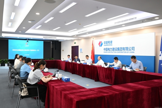 中國電建黨委常委、副總經(jīng)理徐鵬程與漳龍集團黨委書記、董事長吳子毅會談