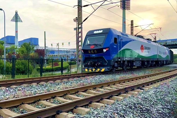 國家能源集團(tuán)朔黃鐵路開通運(yùn)營(yíng)23周年累計(jì)運(yùn)量超43億噸