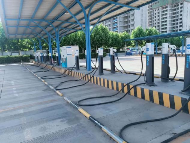 即日起，聊城汽車總站充電樁對(duì)外開放啦!