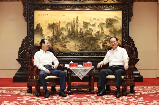 中國電建黨委書記、董事長丁焰章拜會湖南省省長毛偉明