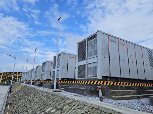 貴州首個大型獨立共享儲能電站并網(wǎng)發(fā)電,具有什么重要意義?為當(dāng)?shù)貛砟男└淖?