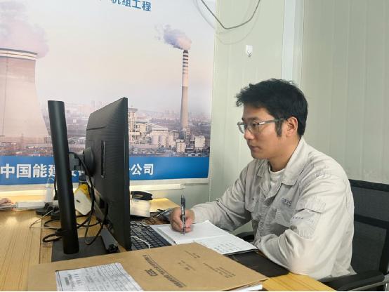 劉明明：深深扎根，在實(shí)踐沃土中書(shū)寫(xiě)青春篇章