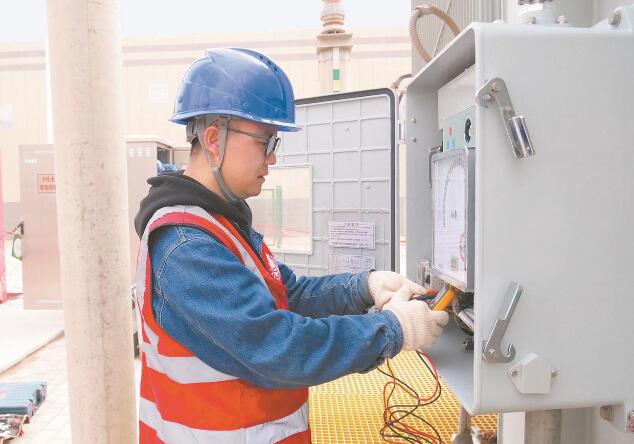 范紅星：在現(xiàn)場學(xué)習(xí)成長，在一線實(shí)踐創(chuàng)新