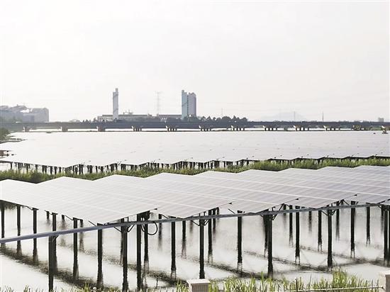 汕頭金平區(qū)88兆瓦集中式漁光互補(bǔ)項目計劃10月并網(wǎng)投產(chǎn)，年發(fā)電量可達(dá)1.2億度