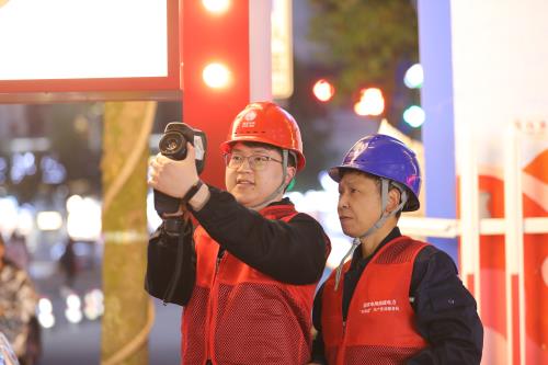 國網(wǎng)壽寧縣供電公司:夜巡測溫“把脈”電網(wǎng)安全