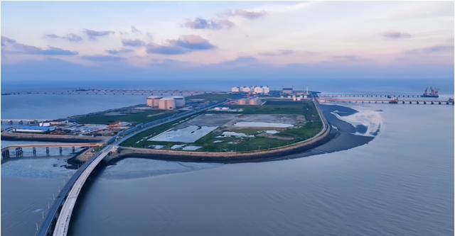 江蘇如東：“雙碳”賽道千帆競發(fā)，綠色能源產(chǎn)業(yè)實現(xiàn)跨越發(fā)展