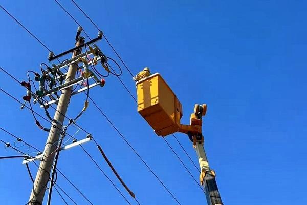 國(guó)網(wǎng)泰安供電公司“能帶不停”筑牢電網(wǎng)安全防線(xiàn)