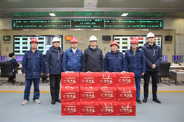 湖南省電力行業(yè)協(xié)會(huì)副理事長(zhǎng)李軍到陜煤石門走訪慰問