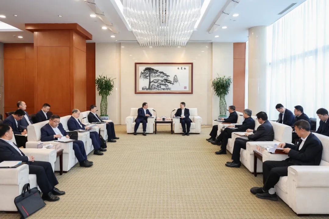 華能集團董事長溫樞剛會見中國電氣裝備董事長白忠泉、總經(jīng)理周群