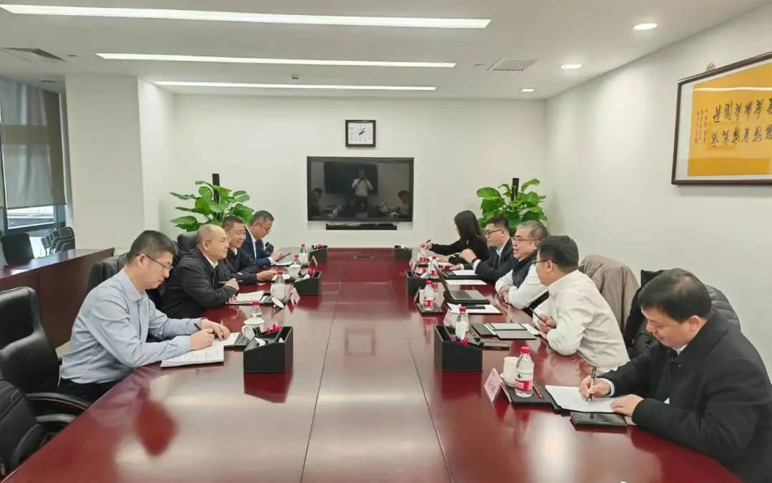 圍繞海上風(fēng)電相關(guān)項(xiàng)目，華電遼寧與中國(guó)中車(chē)集團(tuán)會(huì)談！