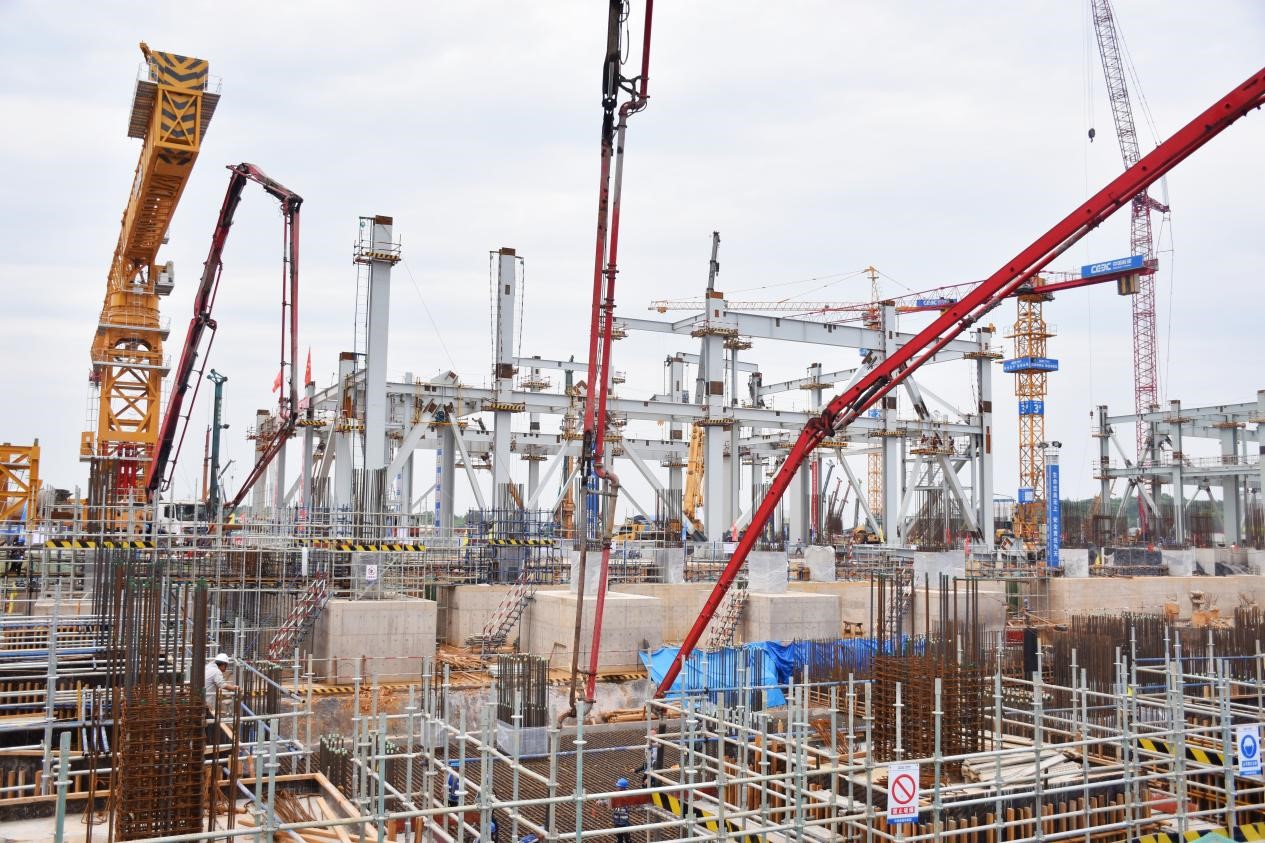 大唐華銀株洲2×100萬千瓦項目1號汽機(jī)基座筏板混凝土澆筑順利完成