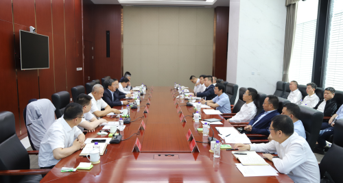 中國電建黨委常委、副總經(jīng)理劉源源與晉能控股集團(tuán)黨委書記、董事長李國彪舉行會(huì)談