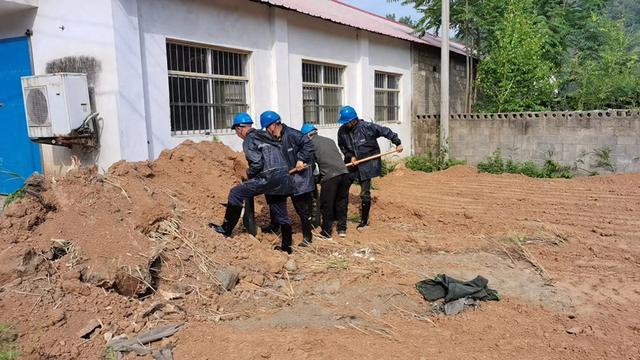 國網欒川縣供電公司未雨綢繆,扎實開展防汛演練